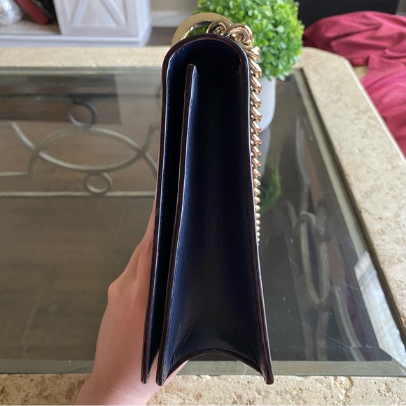 SOLD ON CURTSY - Picture 10 of 15